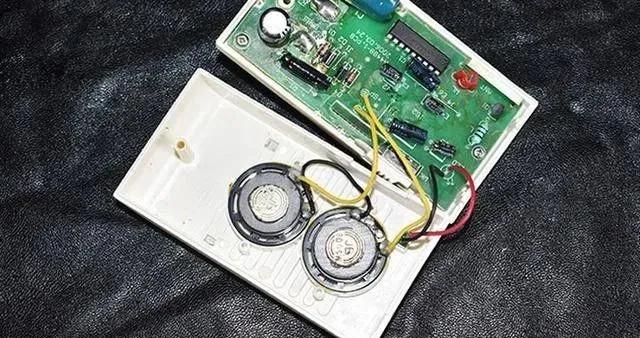 电子密封胶固化速度影响因素及多余胶粘剂处理方法