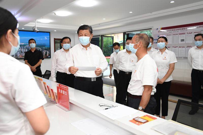 习近平：把科技的命脉牢牢掌握在自己手中